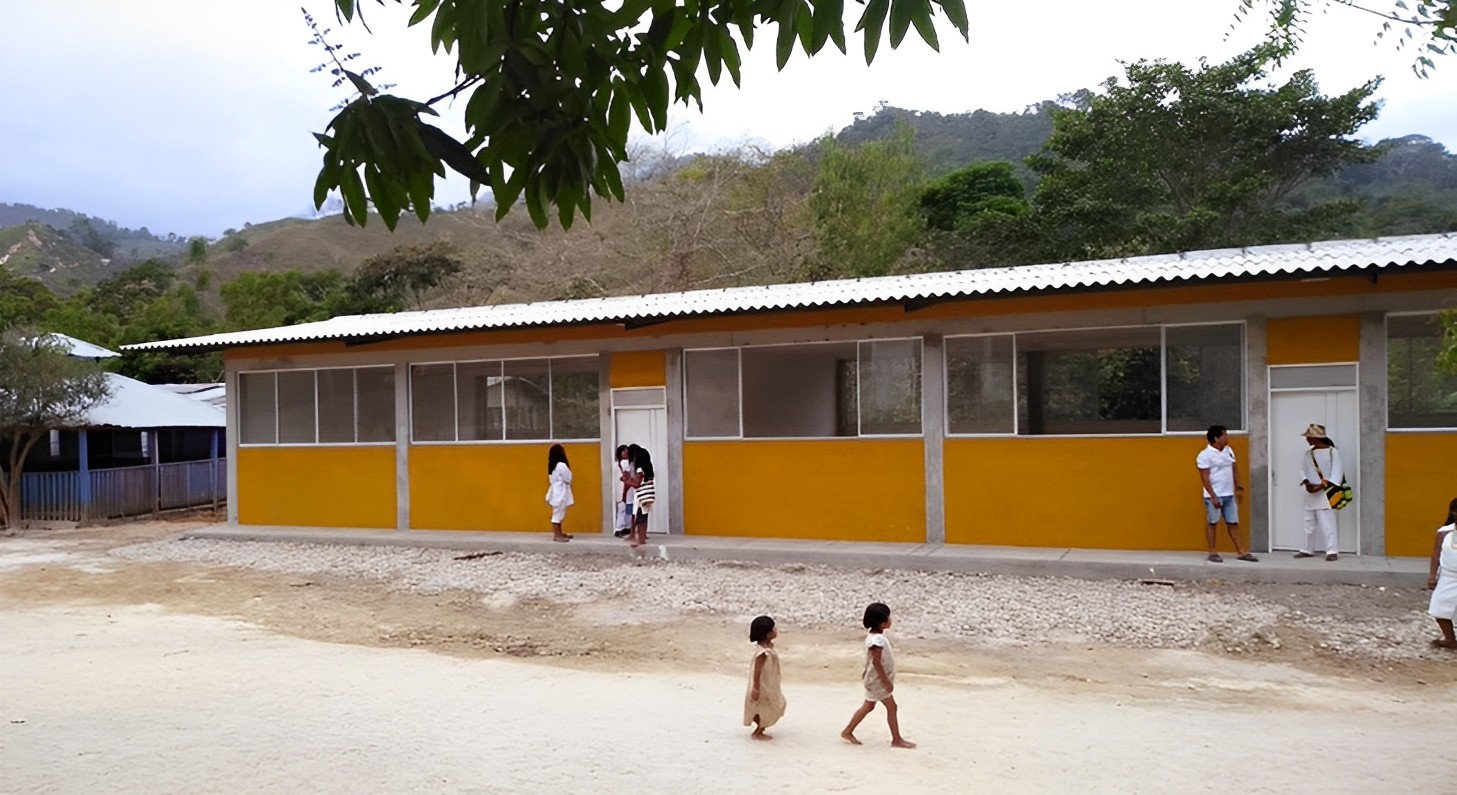 42ef4255-d74a-4004-bf13-bf49843e1b13